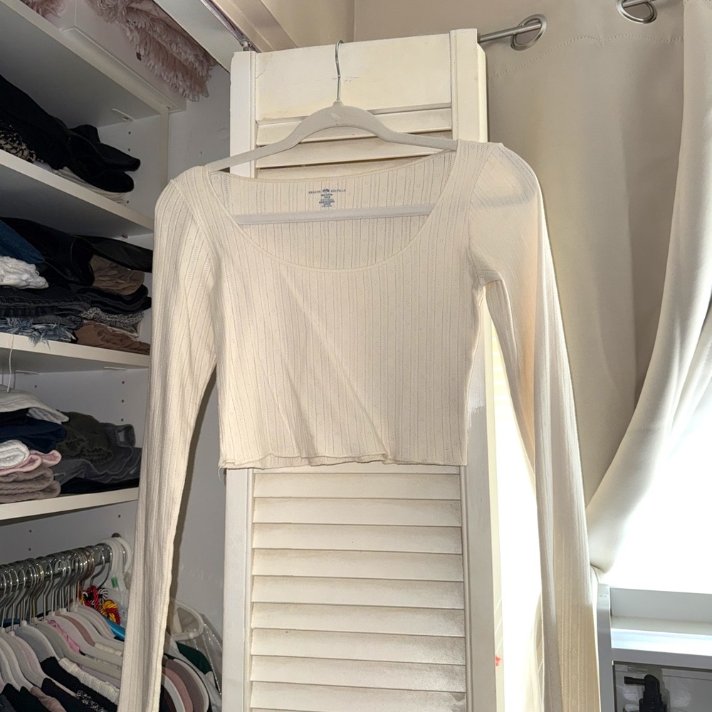 Brandy Melville Long Sleeve in Cream